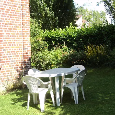 Otel Chez Julie Beaucamps-Ligny