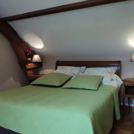 Chez Julie Beaucamps-Ligny
